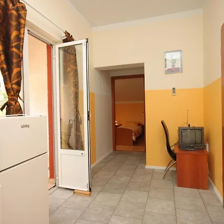 8234a Apartment Kali
