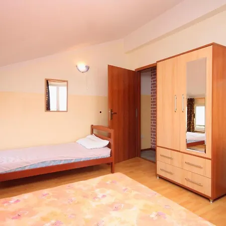 Apartment 8234a Kali